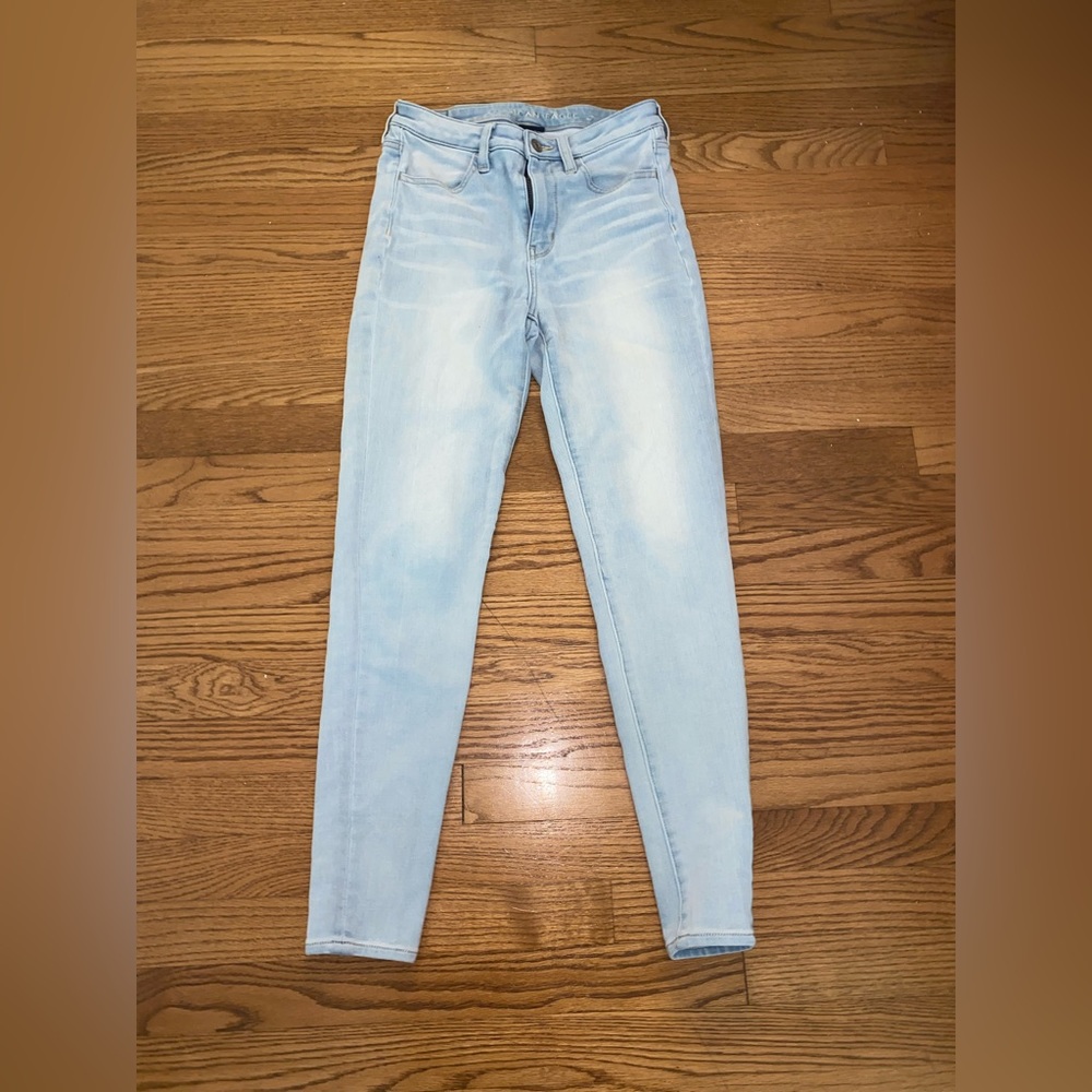 American Eagle Light Wash Jeans, Size 4